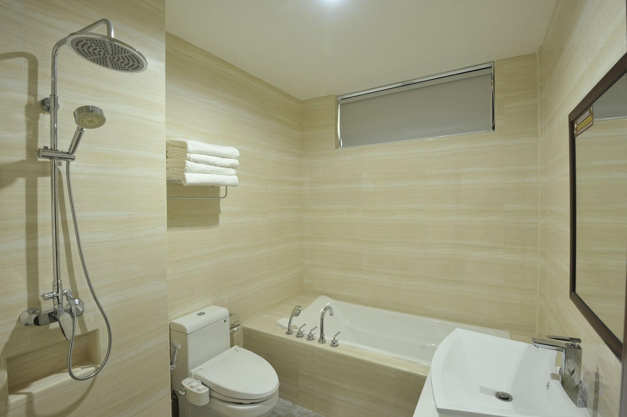 Hallmark Regency Hotel - Johor Bahru Eksteriør billede
